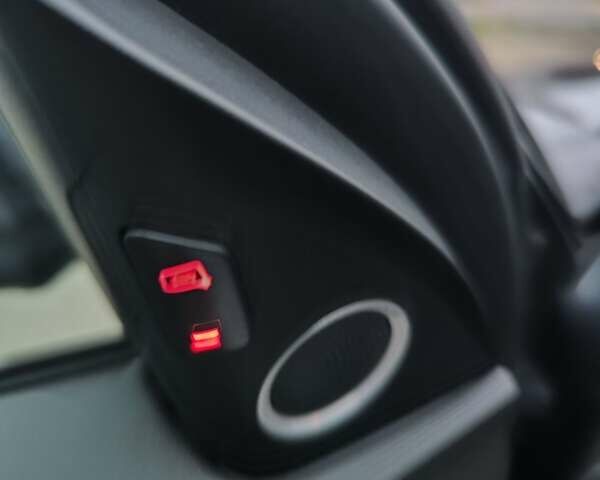 Серый Ауди А4, объемом двигателя 1.98 л и пробегом 345 тыс. км за 13900 $, фото 20 на Automoto.ua