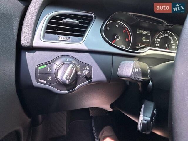 Серый Ауди А4, объемом двигателя 1.97 л и пробегом 155 тыс. км за 14900 $, фото 9 на Automoto.ua