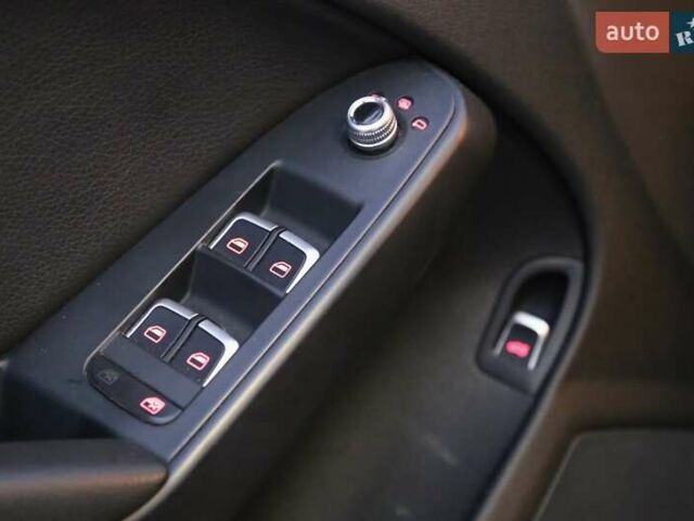 Сірий Ауді А4, об'ємом двигуна 1.98 л та пробігом 127 тис. км за 12900 $, фото 22 на Automoto.ua