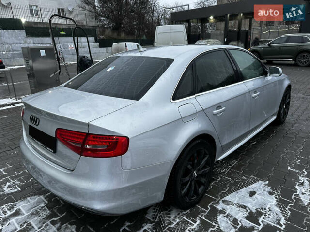 Сірий Ауді А4, об'ємом двигуна 2 л та пробігом 215 тис. км за 10500 $, фото 4 на Automoto.ua