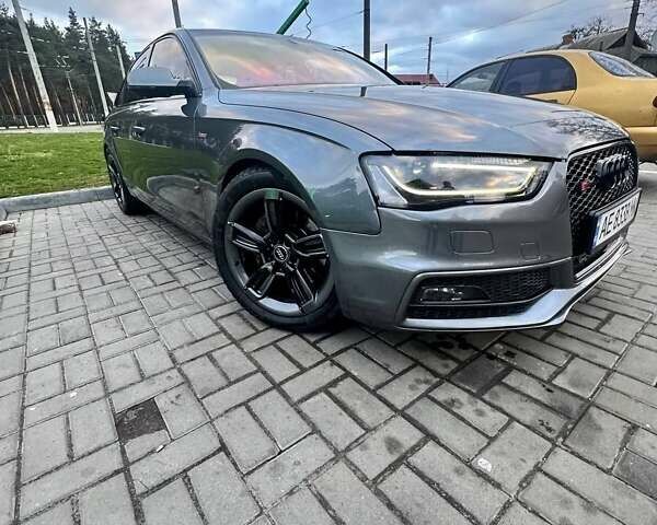 Сірий Ауді А4, об'ємом двигуна 1.98 л та пробігом 218 тис. км за 14750 $, фото 1 на Automoto.ua