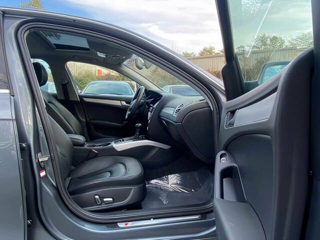 Сірий Ауді А4, об'ємом двигуна 2 л та пробігом 85 тис. км за 3500 $, фото 8 на Automoto.ua