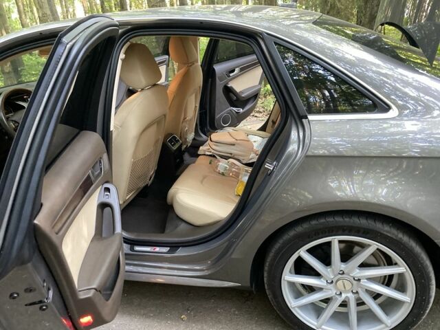 Серый Ауди А4, объемом двигателя 2 л и пробегом 117 тыс. км за 16000 $, фото 5 на Automoto.ua