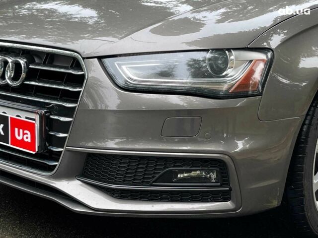 Серый Ауди А4, объемом двигателя 2 л и пробегом 127 тыс. км за 12790 $, фото 4 на Automoto.ua