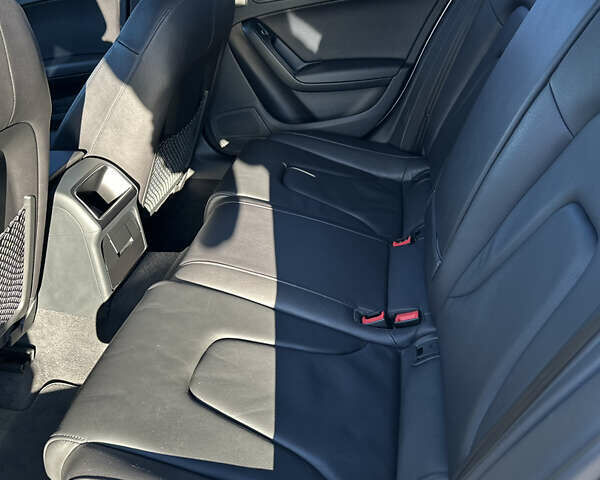 Серый Ауди А4, объемом двигателя 2 л и пробегом 54 тыс. км за 14800 $, фото 9 на Automoto.ua