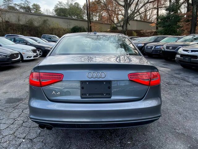 Сірий Ауді А4, об'ємом двигуна 2 л та пробігом 85 тис. км за 3500 $, фото 4 на Automoto.ua