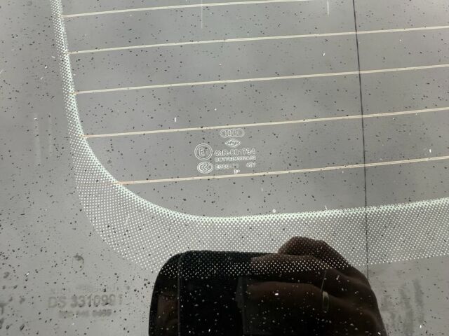 Сірий Ауді А4, об'ємом двигуна 2 л та пробігом 257 тис. км за 283 $, фото 9 на Automoto.ua