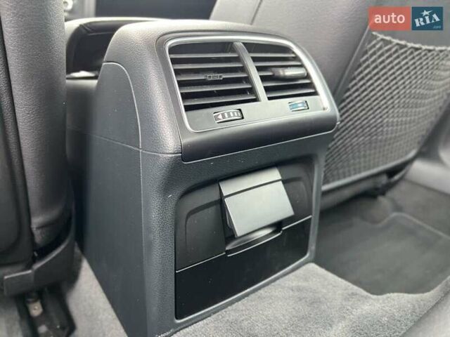 Сірий Ауді А4, об'ємом двигуна 1.98 л та пробігом 110 тис. км за 2900 $, фото 12 на Automoto.ua
