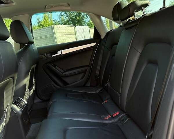 Серый Ауди А4, объемом двигателя 1.98 л и пробегом 235 тыс. км за 12400 $, фото 43 на Automoto.ua