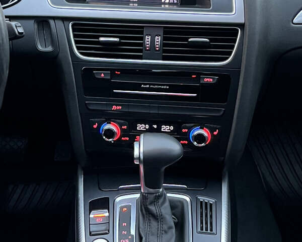 Ауді А4 2014 у Києві на Automoto.ua Сірий Ауді А4, об'ємом двигуна 1.98 л та пробігом 117 тис. км за 12999 $, фото 23 на Automoto.ua