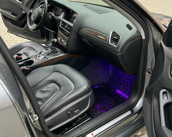 Сірий Ауді А4, об'ємом двигуна 2 л та пробігом 163 тис. км за 14150 $, фото 11 на Automoto.ua