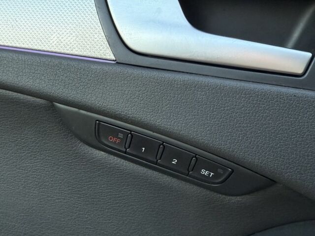 Серый Ауди А4, объемом двигателя 2 л и пробегом 167 тыс. км за 14600 $, фото 4 на Automoto.ua