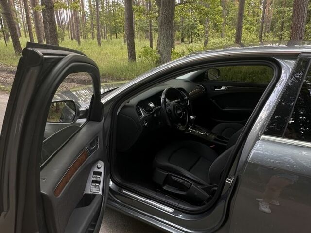 Сірий Ауді А4, об'ємом двигуна 1.8 л та пробігом 162 тис. км за 14000 $, фото 4 на Automoto.ua