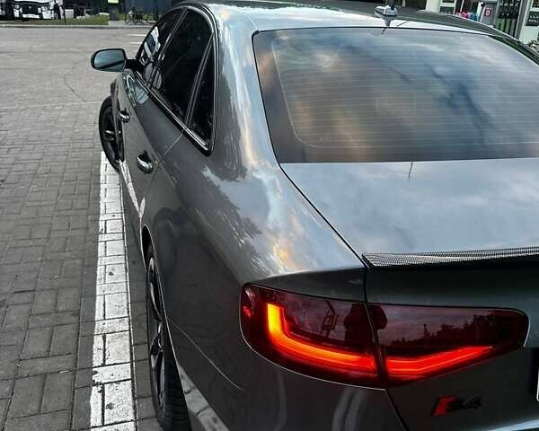 Сірий Ауді А4, об'ємом двигуна 1.98 л та пробігом 218 тис. км за 14750 $, фото 7 на Automoto.ua
