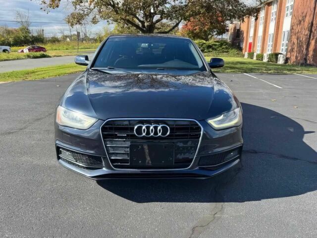 Серый Ауди А4, объемом двигателя 2 л и пробегом 90 тыс. км за 8400 $, фото 1 на Automoto.ua