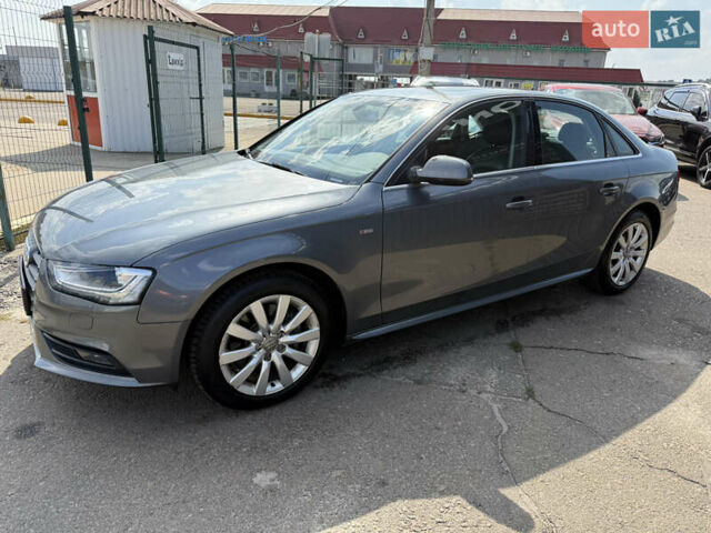 Ауди А4 2014 в Киеве на Automoto.ua Серый Ауди А4, объемом двигателя 1.98 л и пробегом 168 тыс. км за 13990 $, фото 2 на Automoto.ua