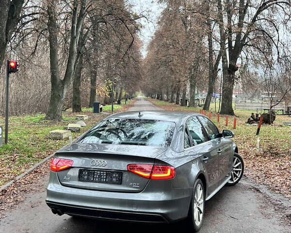 Серый Ауди А4, объемом двигателя 0 л и пробегом 199 тыс. км за 11699 $, фото 4 на Automoto.ua