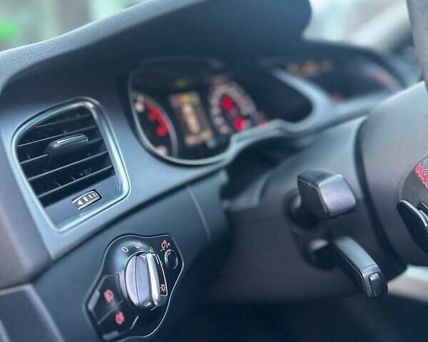 Сірий Ауді А4, об'ємом двигуна 1.98 л та пробігом 218 тис. км за 14750 $, фото 14 на Automoto.ua
