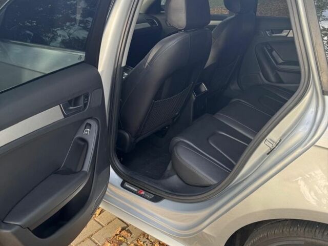 Сірий Ауді А4, об'ємом двигуна 2 л та пробігом 153 тис. км за 13200 $, фото 13 на Automoto.ua