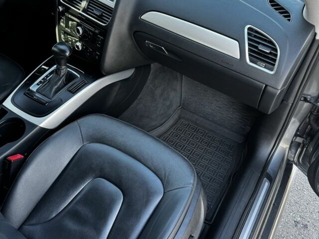 Серый Ауди А4, объемом двигателя 1.98 л и пробегом 183 тыс. км за 11500 $, фото 13 на Automoto.ua