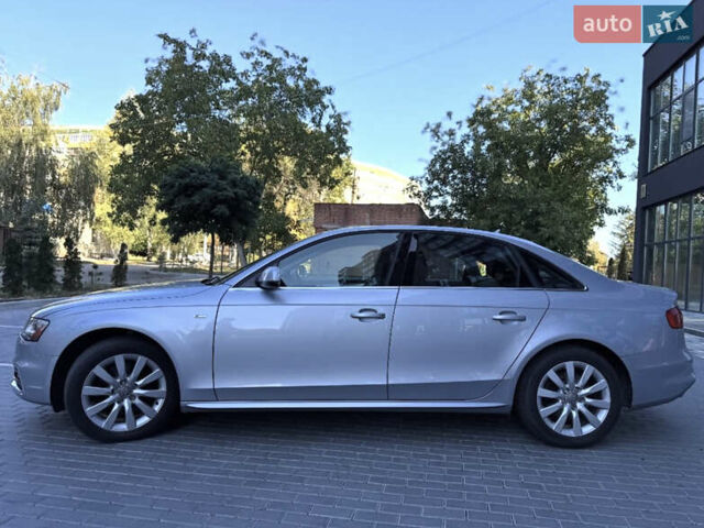 Ауди А4 2014 в Полтаве на Automoto.ua Серый Ауди А4, объемом двигателя 1.98 л и пробегом 163 тыс. км за 14100 $, фото 1 на Automoto.ua