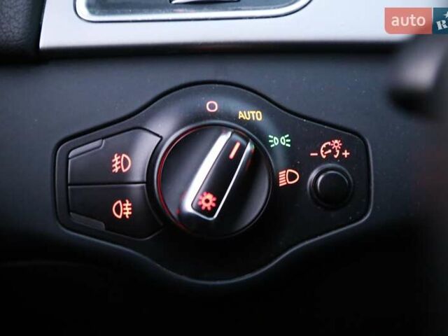 Сірий Ауді А4, об'ємом двигуна 1.98 л та пробігом 127 тис. км за 12900 $, фото 21 на Automoto.ua