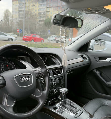 Сірий Ауді А4, об'ємом двигуна 0 л та пробігом 200 тис. км за 13700 $, фото 5 на Automoto.ua