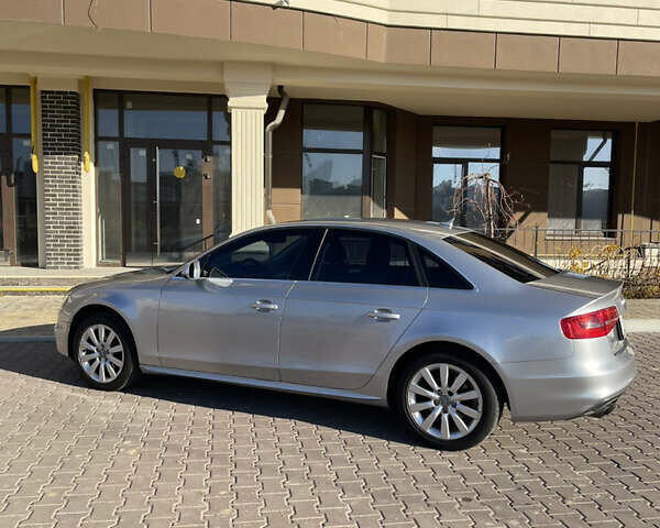 Сірий Ауді А4, об'ємом двигуна 1.98 л та пробігом 149 тис. км за 13800 $, фото 4 на Automoto.ua