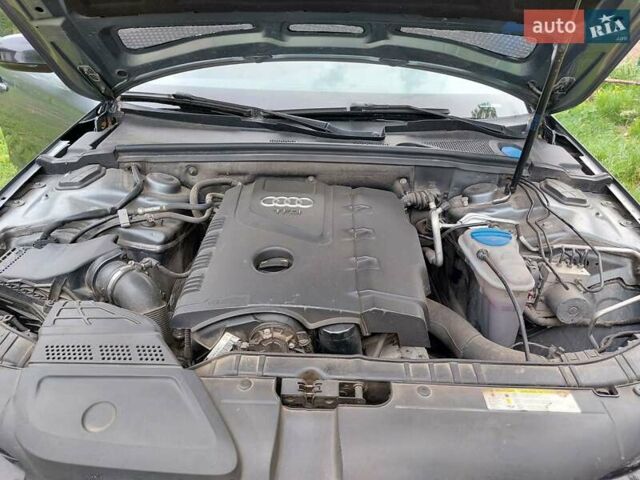 Сірий Ауді А4, об'ємом двигуна 1.98 л та пробігом 124 тис. км за 12000 $, фото 3 на Automoto.ua