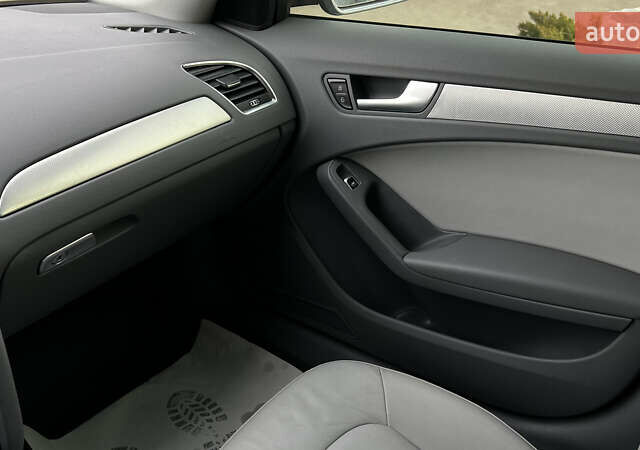 Серый Ауди А4, объемом двигателя 1.98 л и пробегом 130 тыс. км за 10950 $, фото 16 на Automoto.ua