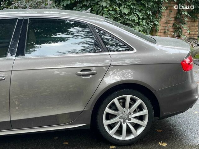 Серый Ауди А4, объемом двигателя 2 л и пробегом 127 тыс. км за 12790 $, фото 6 на Automoto.ua