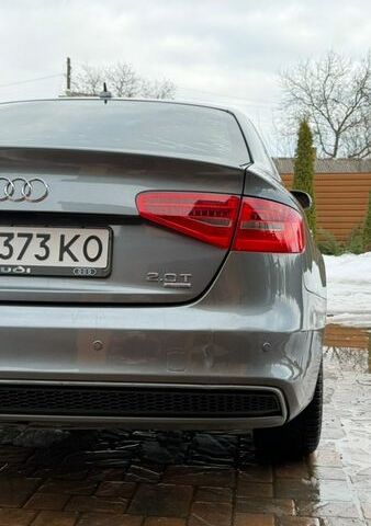 Серый Ауди А4, объемом двигателя 2 л и пробегом 174 тыс. км за 12000 $, фото 13 на Automoto.ua