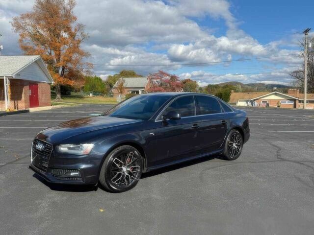 Серый Ауди А4, объемом двигателя 2 л и пробегом 90 тыс. км за 8400 $, фото 3 на Automoto.ua