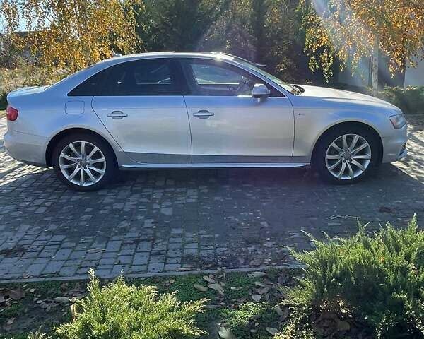 Серый Ауди А4, объемом двигателя 2 л и пробегом 155 тыс. км за 13000 $, фото 4 на Automoto.ua