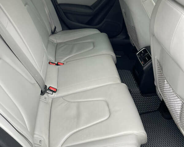 Ауді А4 2015 у Києві на Automoto.ua Сірий Ауді А4, об'ємом двигуна 1.98 л та пробігом 214 тис. км за 12500 $, фото 14 на Automoto.ua