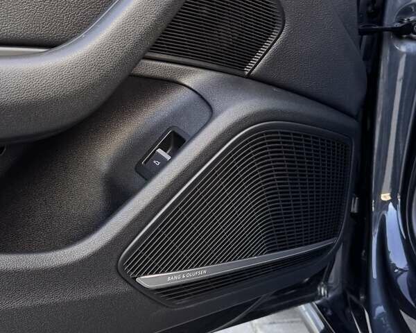 Сірий Ауді А4, об'ємом двигуна 1.98 л та пробігом 142 тис. км за 22900 $, фото 12 на Automoto.ua