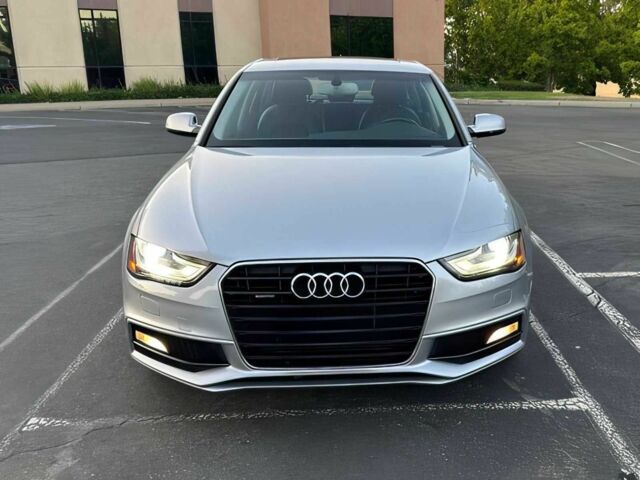 Сірий Ауді А4, об'ємом двигуна 2 л та пробігом 77 тис. км за 5000 $, фото 1 на Automoto.ua