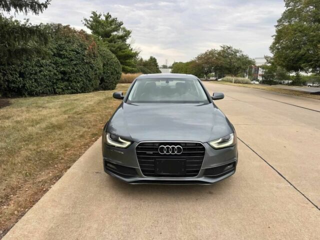 Серый Ауди А4, объемом двигателя 2 л и пробегом 70 тыс. км за 6500 $, фото 1 на Automoto.ua