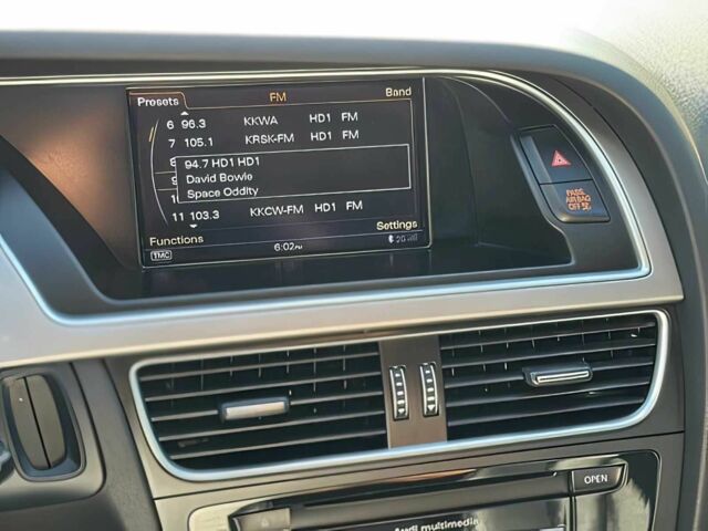 Сірий Ауді А4, об'ємом двигуна 2 л та пробігом 70 тис. км за 8000 $, фото 11 на Automoto.ua