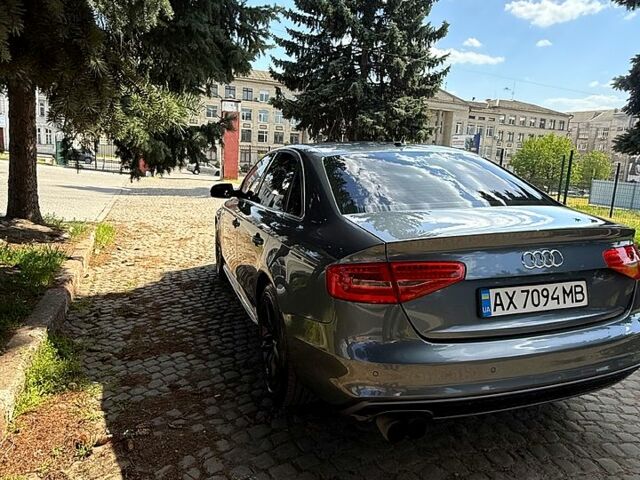 Серый Ауди А4, объемом двигателя 2 л и пробегом 158 тыс. км за 14900 $, фото 2 на Automoto.ua