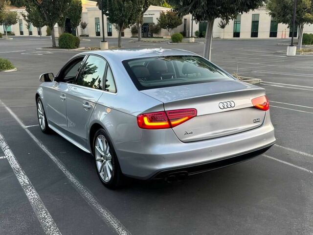 Сірий Ауді А4, об'ємом двигуна 2 л та пробігом 77 тис. км за 5000 $, фото 5 на Automoto.ua