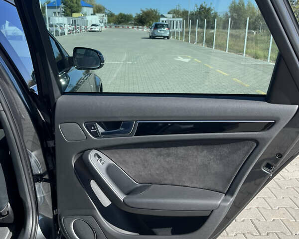 Серый Ауди А4, объемом двигателя 1.98 л и пробегом 236 тыс. км за 14200 $, фото 21 на Automoto.ua