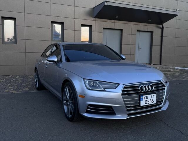 Серый Ауди А4, объемом двигателя 2 л и пробегом 230 тыс. км за 16800 $, фото 2 на Automoto.ua