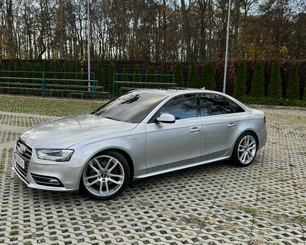 Сірий Ауді А4, об'ємом двигуна 2 л та пробігом 120 тис. км за 13300 $, фото 4 на Automoto.ua