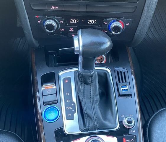 Сірий Ауді А4, об'ємом двигуна 2 л та пробігом 128 тис. км за 14999 $, фото 14 на Automoto.ua