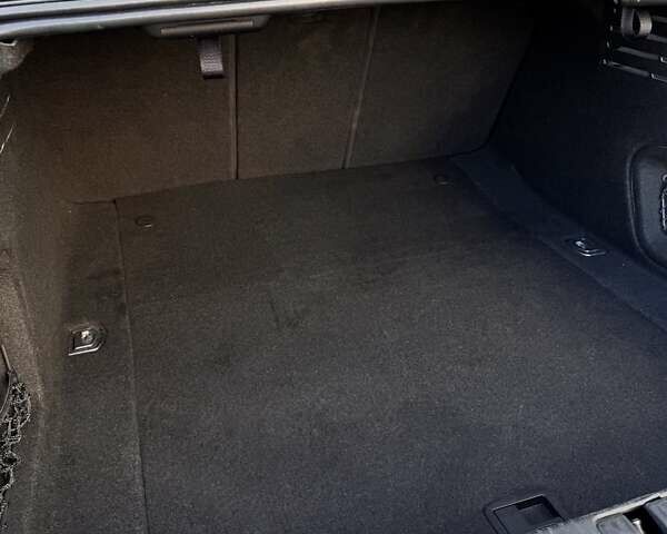Сірий Ауді А4, об'ємом двигуна 1.98 л та пробігом 142 тис. км за 25600 $, фото 3 на Automoto.ua