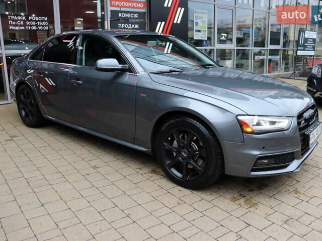 Сірий Ауді А4, об'ємом двигуна 2 л та пробігом 140 тис. км за 14900 $, фото 5 на Automoto.ua
