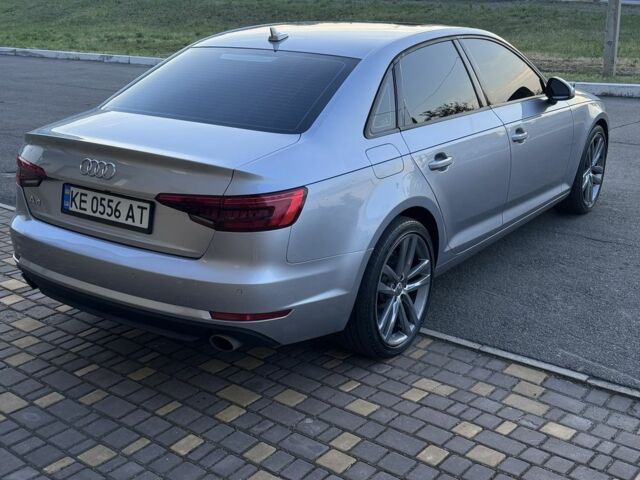 Серый Ауди А4, объемом двигателя 2 л и пробегом 230 тыс. км за 16800 $, фото 3 на Automoto.ua
