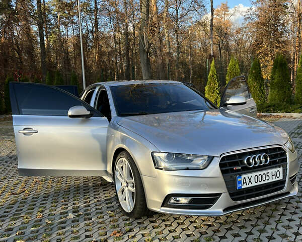 Сірий Ауді А4, об'ємом двигуна 2 л та пробігом 120 тис. км за 13300 $, фото 48 на Automoto.ua