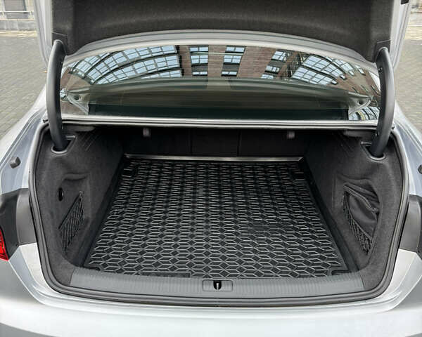 Сірий Ауді А4, об'ємом двигуна 1.98 л та пробігом 149 тис. км за 18999 $, фото 33 на Automoto.ua